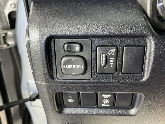 Used 2019 Toyota 4Runner TRD Off-Road AWD/4WD image 17