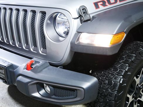 Used 2021 Jeep Wrangler Rubicon w/ Cold Weather Group image 16