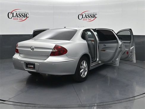 Used 2005 Buick LaCrosse CXL w/ Gold Convenience Package image 35