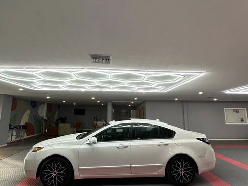 Used 2012 Acura TL w/ Technology Package image 3