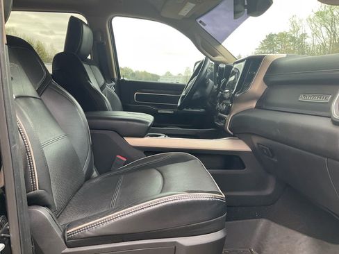 Used 2019 RAM 2500 Laramie image 12