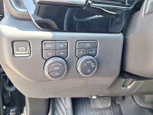 Used 2025 Chevrolet Silverado 1500 LT image 21
