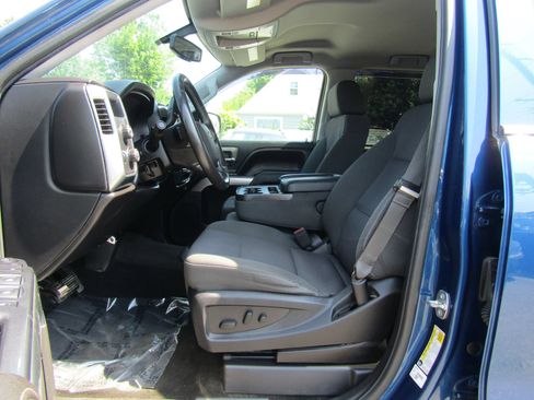 Used 2017 Chevrolet Silverado 1500 LT w/ All Star Edition AWD/4WD image 18