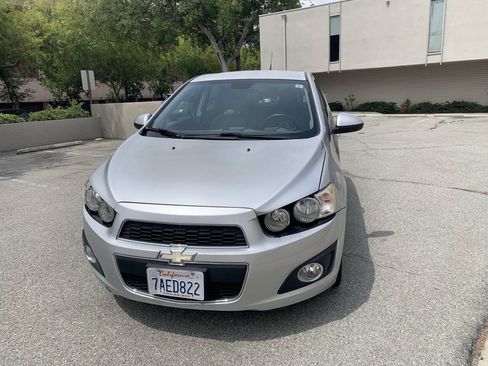 Used 2013 Chevrolet Sonic LTZ FWD image 3