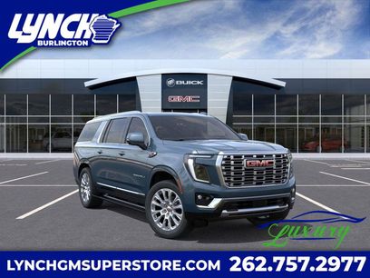 New 2025 GMC Yukon XL Denali w/ Sun & Power Step Package
