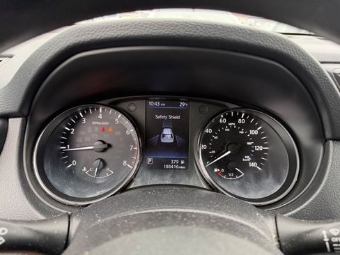 Used 2018 Nissan Rogue S image 7