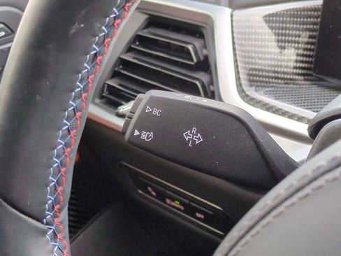 Used 2025 BMW X7 M60i image 28