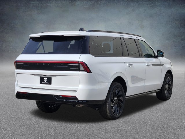 New 2027 Lincoln Navigator L Reserve w/ Jet Appearance Package AWD/4WD image 7