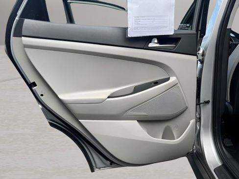 Used 2021 Hyundai Tucson SE image 14