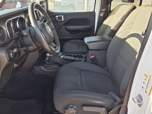 Certified 2019 Jeep Wrangler Unlimited Sport S image 9