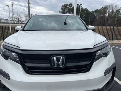 Used 2022 Honda Pilot Special Edition image 2