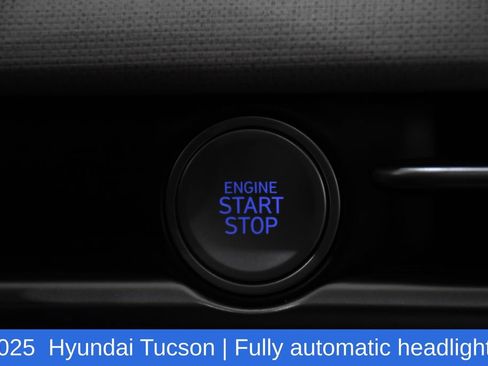 Used 2025 Hyundai Tucson SEL AWD/4WD image 18