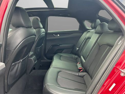 Used 2023 Kia K5 GT-Line image 11