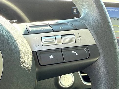 Certified 2025 Hyundai Sonata SE image 27