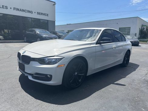 Used 2013 BMW 328i xDrive Sedan AWD/4WD image 1