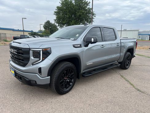Used 2026 GMC Sierra 1500 Elevation w/ Elevation Premium Package AWD/4WD image 1