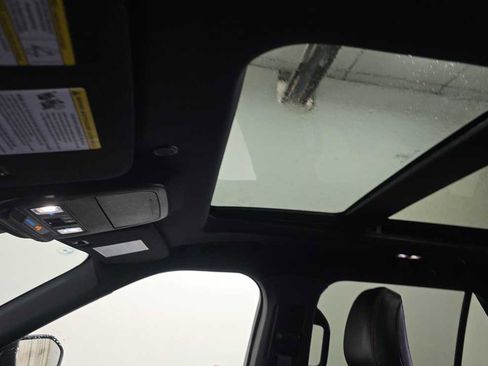 Used 2024 Ford Explorer ST-Line w/ Class IV Trailer Tow Package image 2