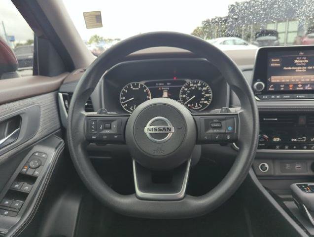 Certified 2021 Nissan Rogue SV FWD image 25