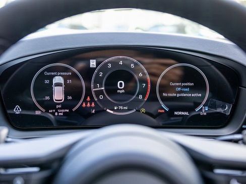 New 2026 Porsche Cayenne image 25