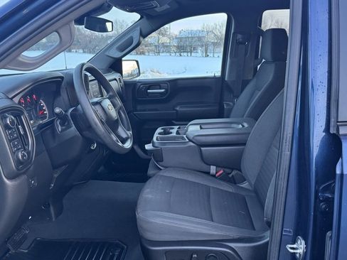 Used 2022 Chevrolet Silverado 1500 Custom image 9