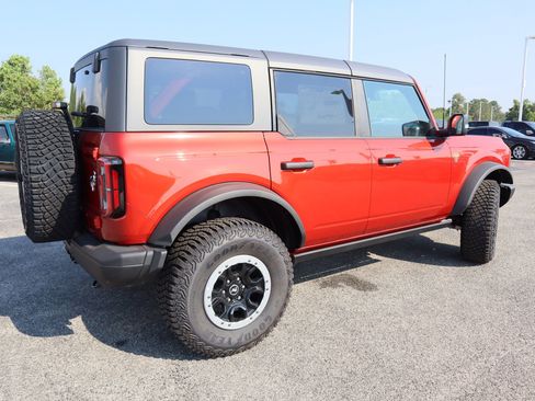 New 2023 Ford Bronco Badlands w/ Sasquatch Package AWD/4WD image 8