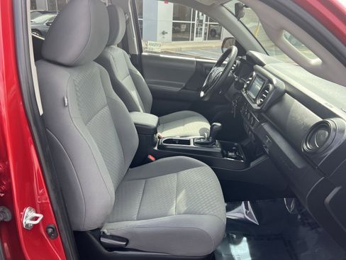 Used 2021 Toyota Tacoma SR image 23