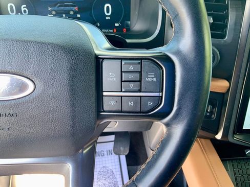 Used 2023 Ford Expedition Platinum AWD/4WD image 24
