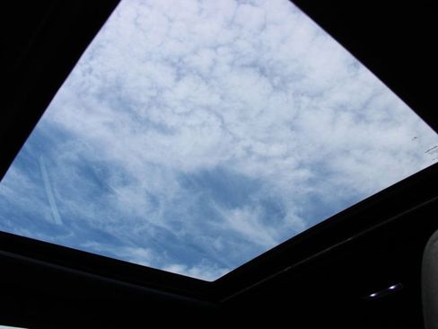 Used 2025 Subaru Forester Premium image 11