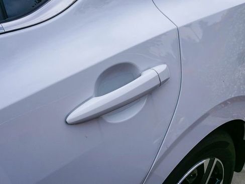 Used 2025 Nissan Sentra SV image 12