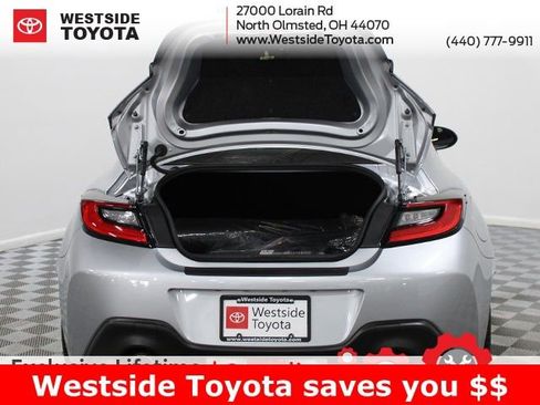 New 2025 Toyota GR86 Premium image 9