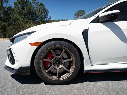 Used 2021 Honda Civic Type R image 4