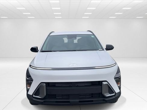 New 2026 Hyundai Kona SEL Sport FWD image 2
