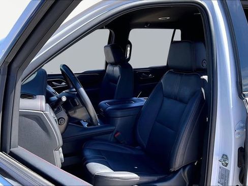 Used 2022 Chevrolet Tahoe RST w/ Luxury Package image 25