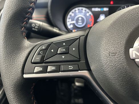 New 2025 Nissan Versa SR w/ Trunk Package image 19