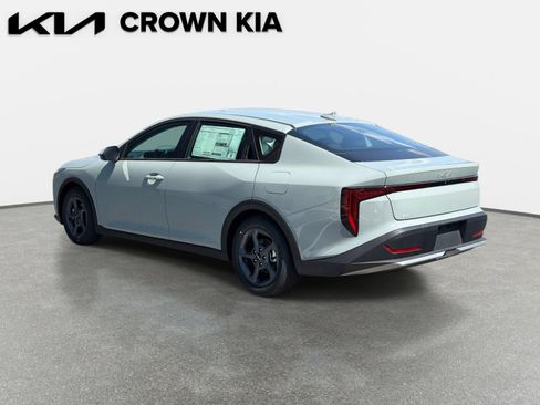 New 2026 Kia K4 LXS FWD image 7