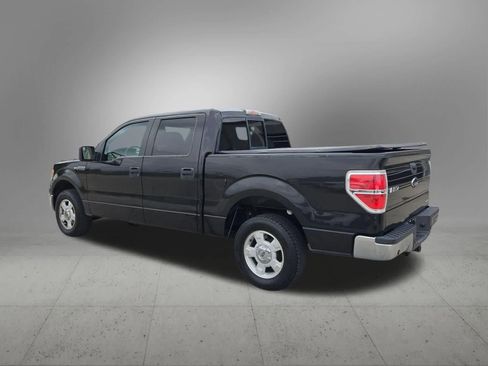 Used 2011 Ford F150 XLT w/ XLT Convenience Pkg RWD image 4
