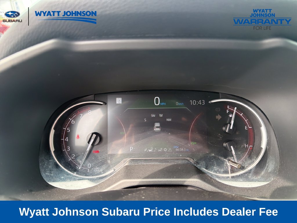 Used 2025 Toyota RAV4 XLE FWD image 22