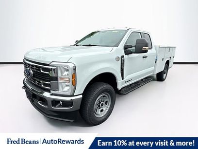 New 2025 Ford F350 XL w/ XL Chrome Package
