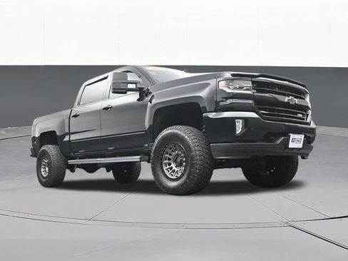 Used 2017 Chevrolet Silverado 1500 LTZ Z71 w/ LTZ Plus Package AWD/4WD image 57