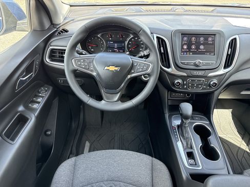 Used 2024 Chevrolet Equinox LT w/ LPO, Floor Liner Package FWD image 15