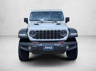Used 2025 Jeep Wrangler Unlimited Rubicon video 2