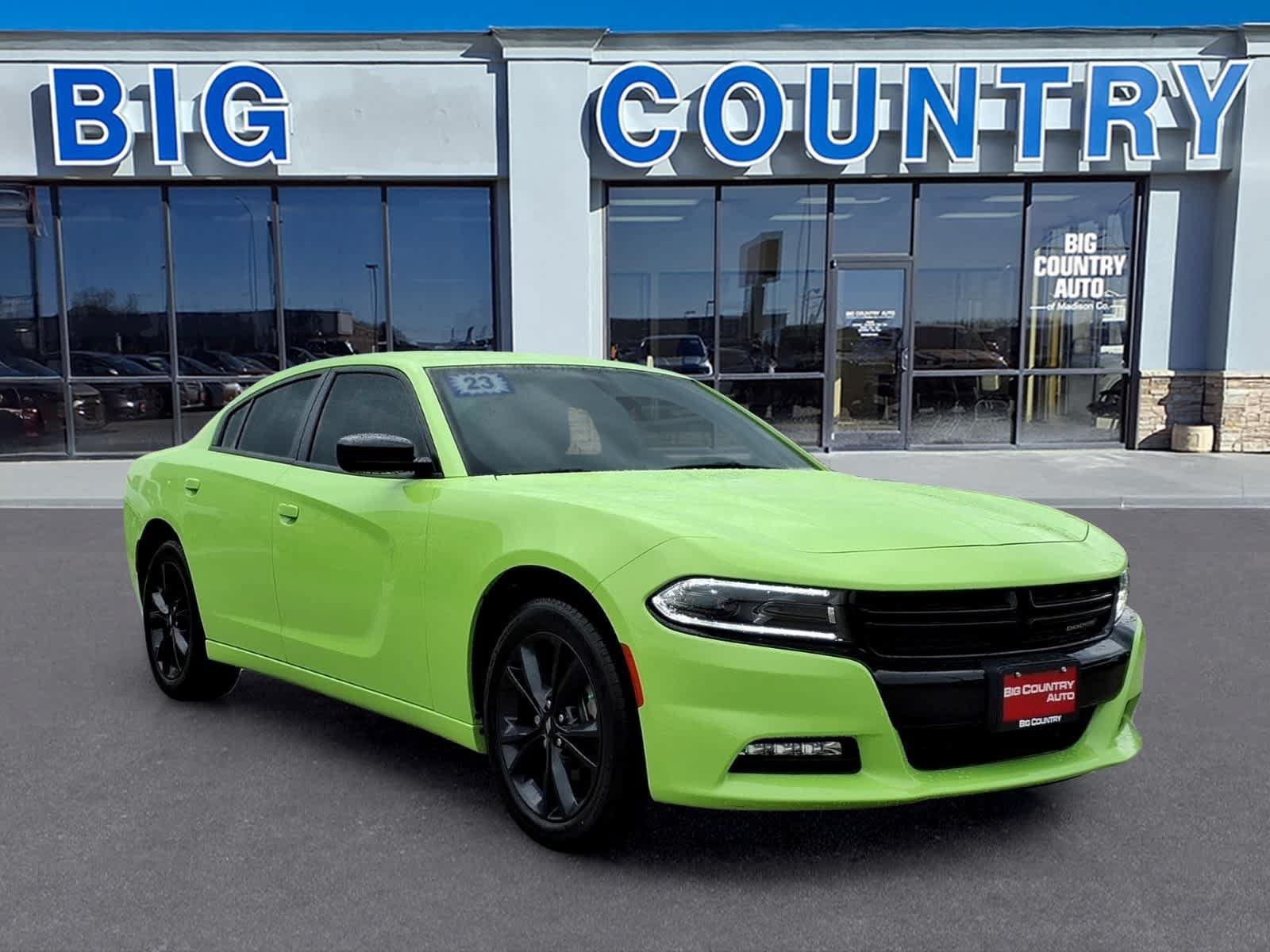 Used 2023 Dodge Charger SXT w/ Blacktop Package AWD/4WD image 3