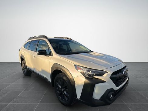 Used 2025 Subaru Outback Onyx Edition XT w/ Popular Package #2 image 8