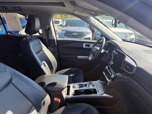 Used 2022 Ford Explorer Limited AWD/4WD image 37