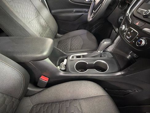 Certified 2018 Chevrolet Equinox LT FWD image 33