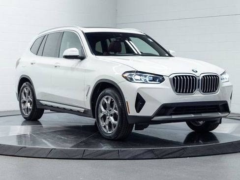 Certified 2024 BMW X3 xDrive30i w/ Premium Package AWD/4WD image 4