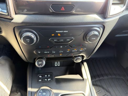 Used 2019 Ford Ranger Lariat w/ Equipment Group 501A Mid image 34