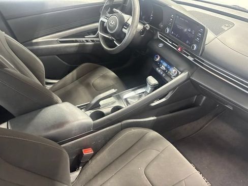 Used 2022 Hyundai Elantra SEL w/ Cargo Package FWD image 24