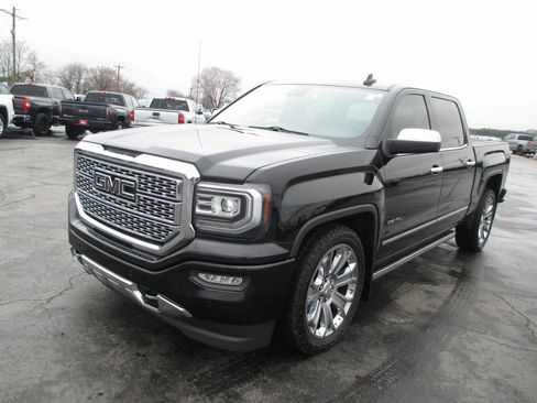 Used 2018 GMC Sierra 1500 Denali w/ Denali Ultimate Package image 12