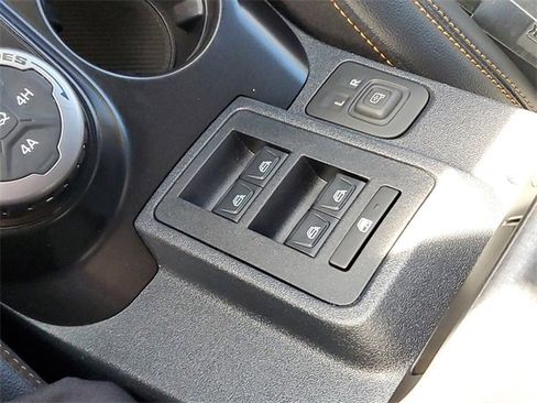 Used 2023 Ford Bronco Badlands w/ Sasquatch Package image 22